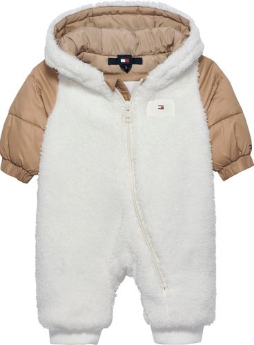 Tommy Hilfiger Teddy skisuit til baby - ivory silk